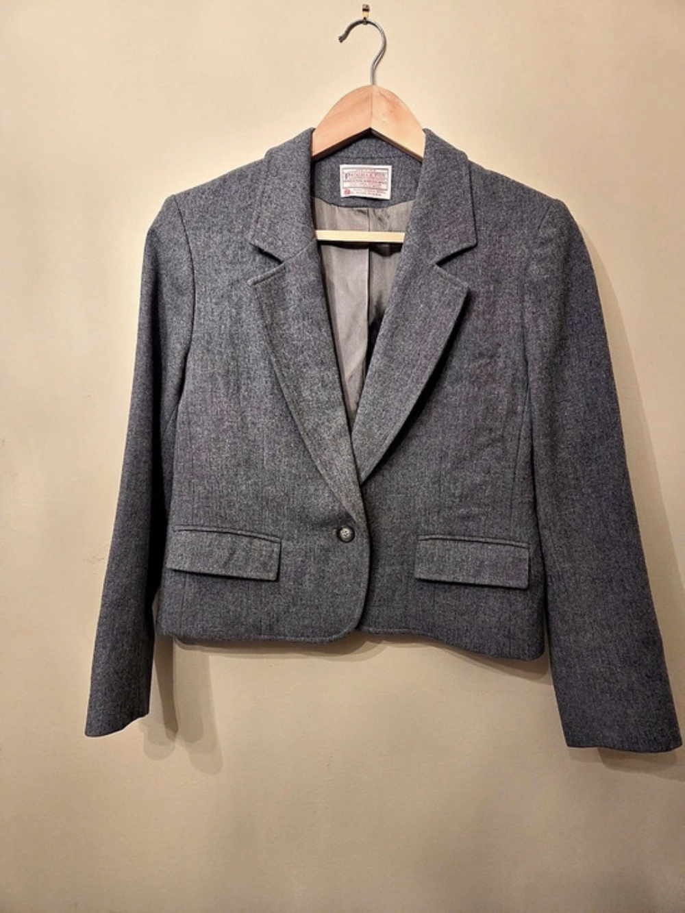 Pendleton Waist Length Gray Wool Blazer